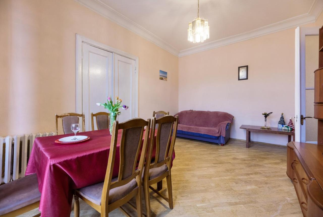 Apartment With Lovely View Kiev Luaran gambar